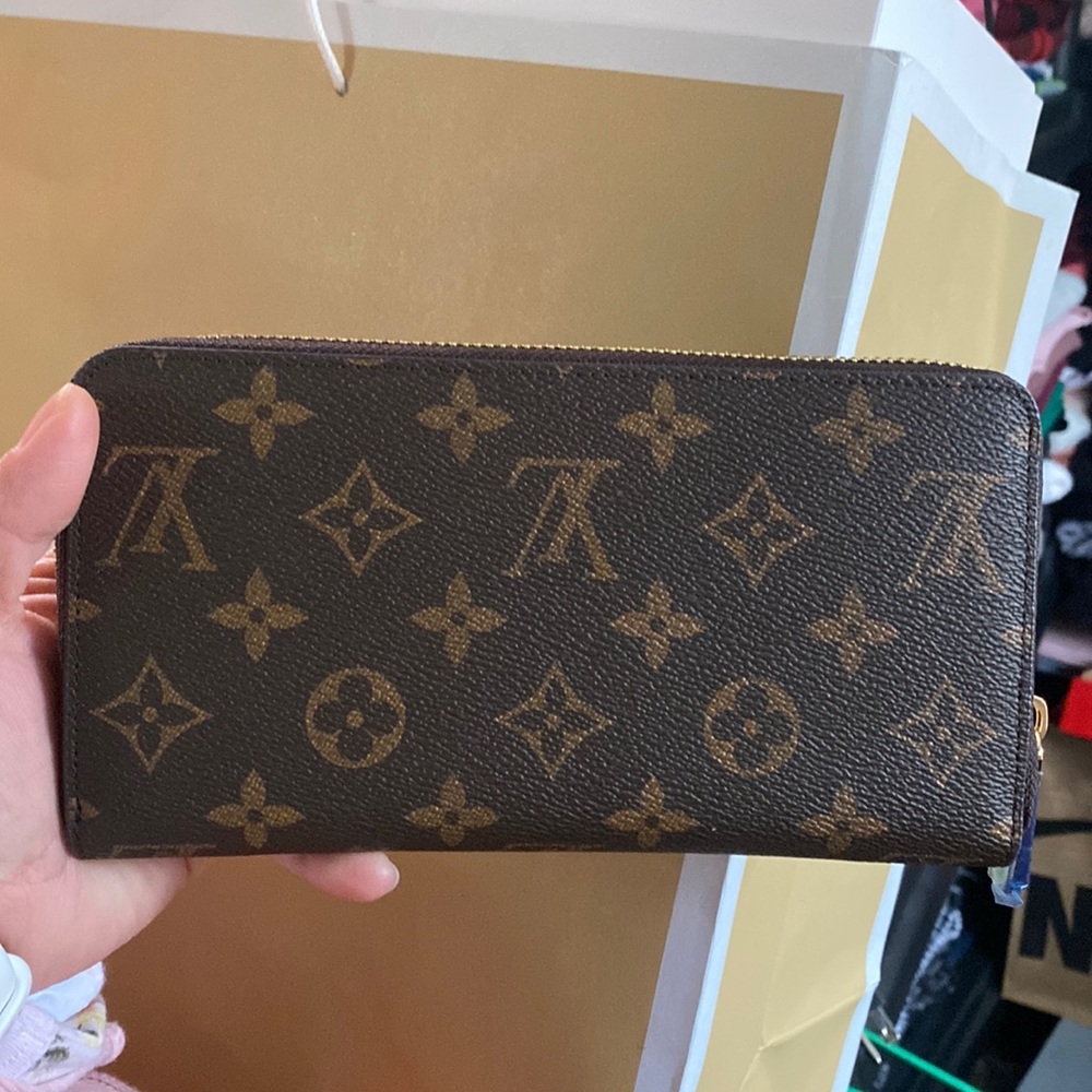 bnew wallet